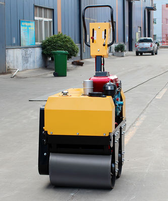 600mm コンパクト 幅 あなたの要求のためのタンデムロードローラーの後ろを歩く