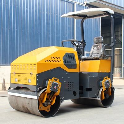 25Lの燃料タンク容量を持つロードローラーコンパクション水力振動振動ローラー