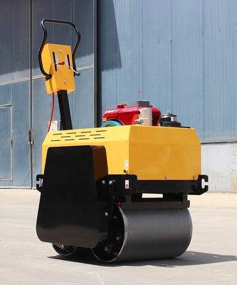 425mm ドラム直径 小型0.5トンのダブルドラムロードローラー ディーゼルアスファルトコンパクター
