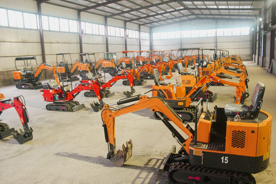 1800 kg マシン重量 イートン水力シリンダー付きのHUAQIミニ掘削機 クローラー掘削機