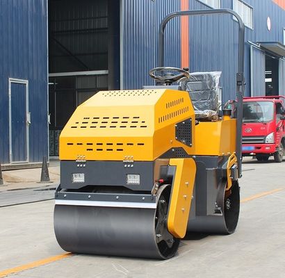 5.5L燃料タンク容量 工業コンパクターマシン 水力振動道路ロール