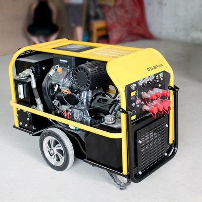 燃料タンク容量6.1Lのディーゼルまたはガソリンスタンドの水力発電機