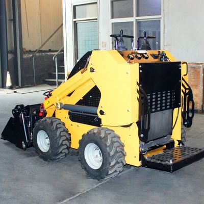高負荷モメント ミニ スキッドステアローダー 建設現場の堅牢な性能
