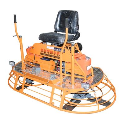 コンクリートの後ろを歩く パワースローール 手持ちヘリコプター 型 コンクリートの床を作る