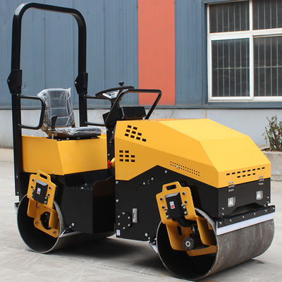 5.5L 燃料タンク 1.5 トン 道路修理用全水力工事機械道路ローラー