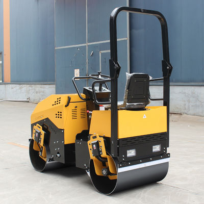 5.5L 燃料タンク 1.5 トン 道路修理用全水力工事機械道路ローラー