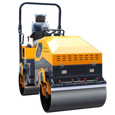 16Lの燃料タンク容量 HQ-YL1200 クボタエンジンの3トンの振動式ロールコンパクター