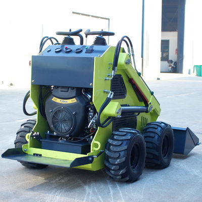 EPA ディーゼルガソリン ミニ スキッドステアローダー 950 kg マシン重量とストラットンエンジン