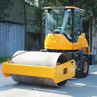 CHANGCHAI 6トンの自動動向の振動式ロードローラー
