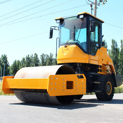 4.8 Kw振動式ロードローラー 5000kg 5ton 中国からCE ISO証明書