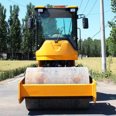 4.8 Kw振動式ロードローラー 5000kg 5ton 中国からCE ISO証明書