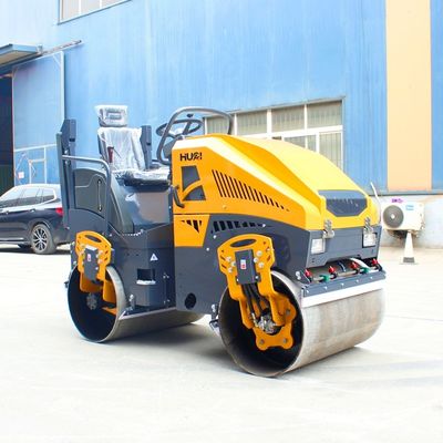 1 トン 1.5T 1.6T 2T 2.5T ディーゼル EPA ミニロードローラーコンパクター 小売用 2400*1150*1500mm
