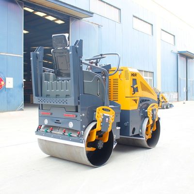 1 トン 1.5T 1.6T 2T 2.5T ディーゼル EPA ミニロードローラーコンパクター 小売用 2400*1150*1500mm